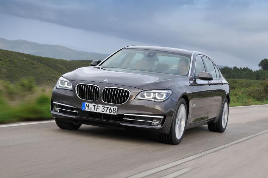  BMW 7-Series 2013 года  (фото 52 из 123)
